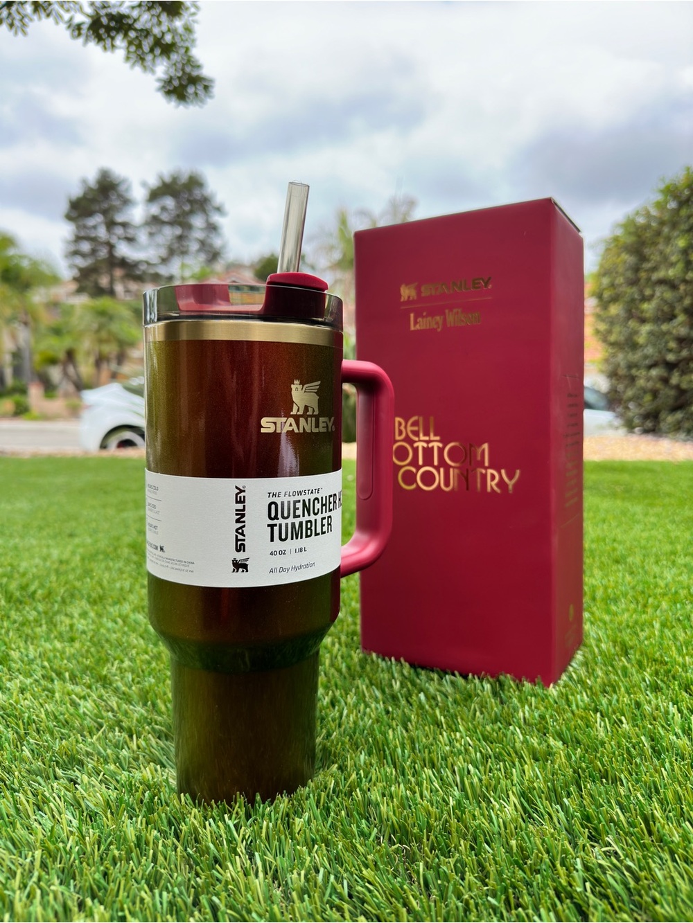 Stanley x Lainey Wilson Country Gold - Quencher H2.0 FlowState Tumbler 40oz